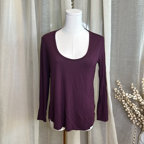 Talula Aritzia Sz S Maroon soft long sleeve shirt - Picture 1 of 6